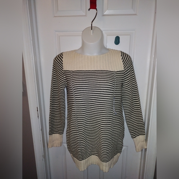 🆕️Old Navy Olive Green & Cream colored Long Line Knit Sweater Sz. XL. NWT - Picture 1 of 5
